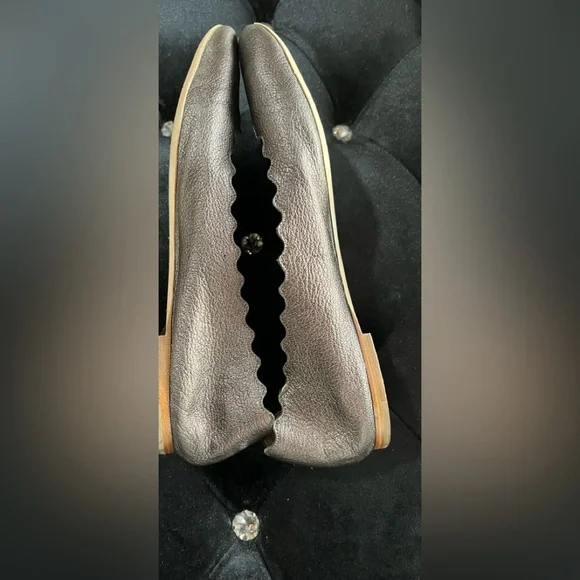 Chloe Shimmering Silver Scalloped Flats - Picture 11 of 14